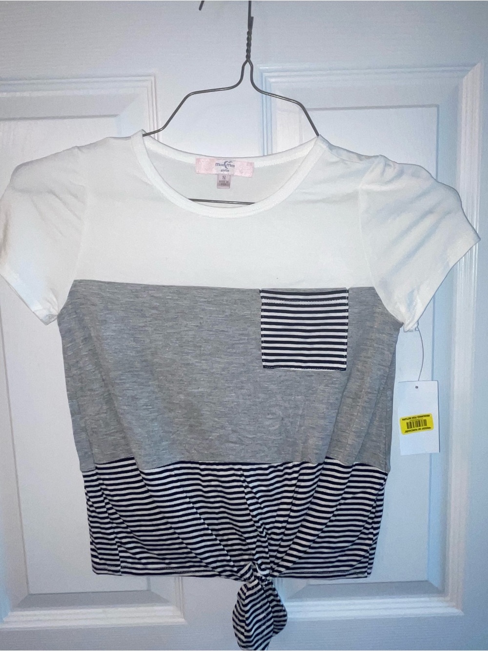 Moa Moa White, Gray & Black Striped Knot-Front Tee